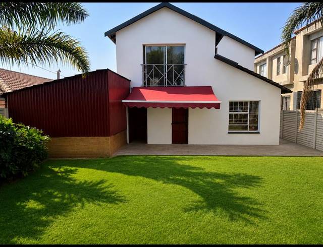 4 BEDROOM HOUSE FOR SALE IN OLIEVENHOUTBOSCH